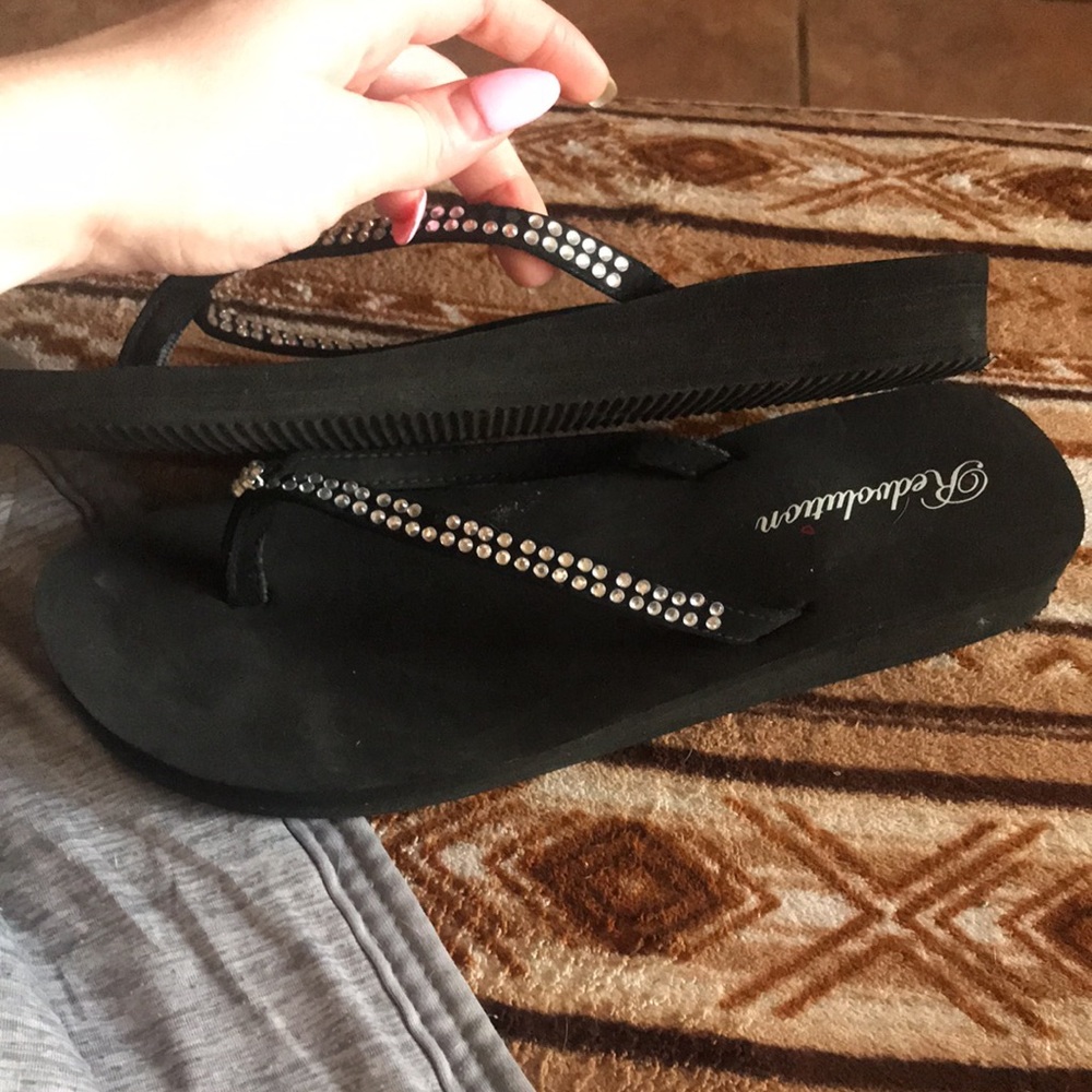 Sandals - Picture 6 of 6